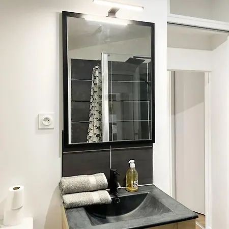 La Breche Niortaise By Cozylife - Centre Ville- Gare Niort