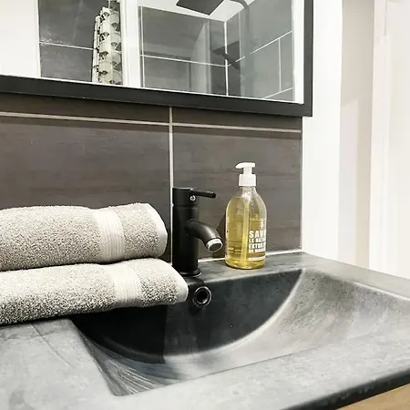 Apartment La Breche Niortaise By Cozylife - Centre Ville- Gare *
