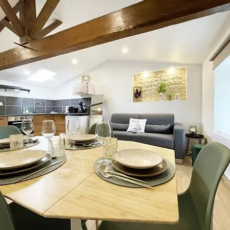 Apartment La Breche Niortaise By Cozylife - Centre Ville- Gare Niort
