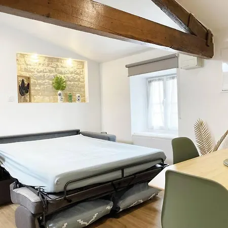 La Breche Niortaise By Cozylife - Centre Ville- Gare Apartment *