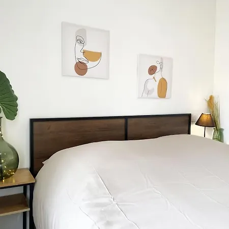 Apartment La Breche Niortaise By Cozylife - Centre Ville- Gare