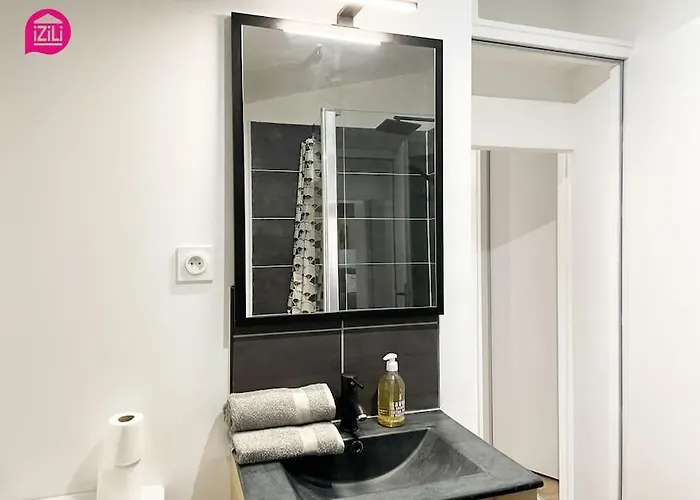 La Breche Niortaise By Cozylife - Centre Ville- Gare Niort