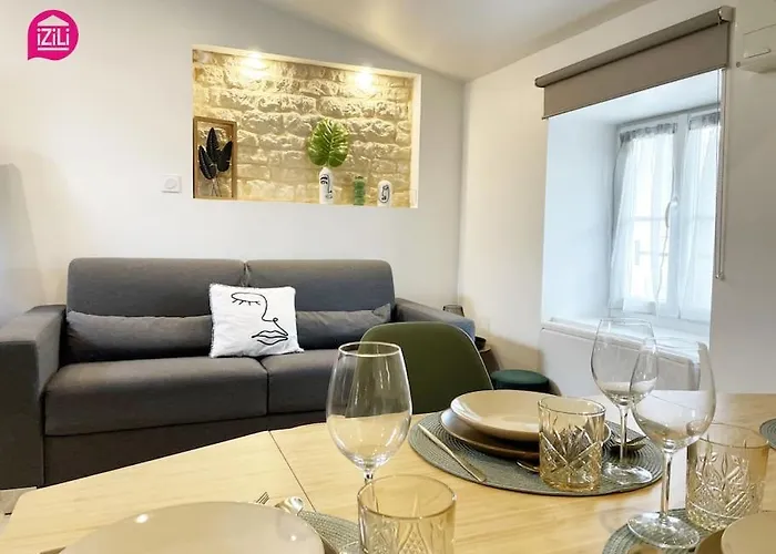 La Breche Niortaise By Cozylife - Centre Ville- Gare Apartamento