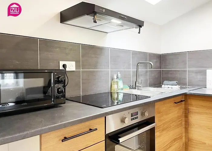 La Breche Niortaise By Cozylife - Centre Ville- Gare Apartamento *